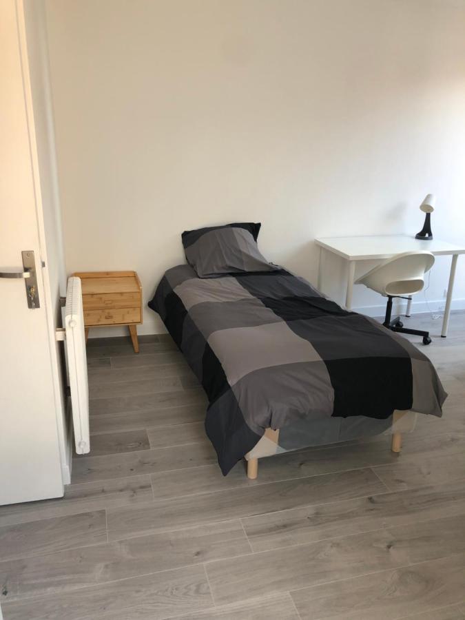 Evry Time Bed & Breakfast Courcouronnes Екстериор снимка