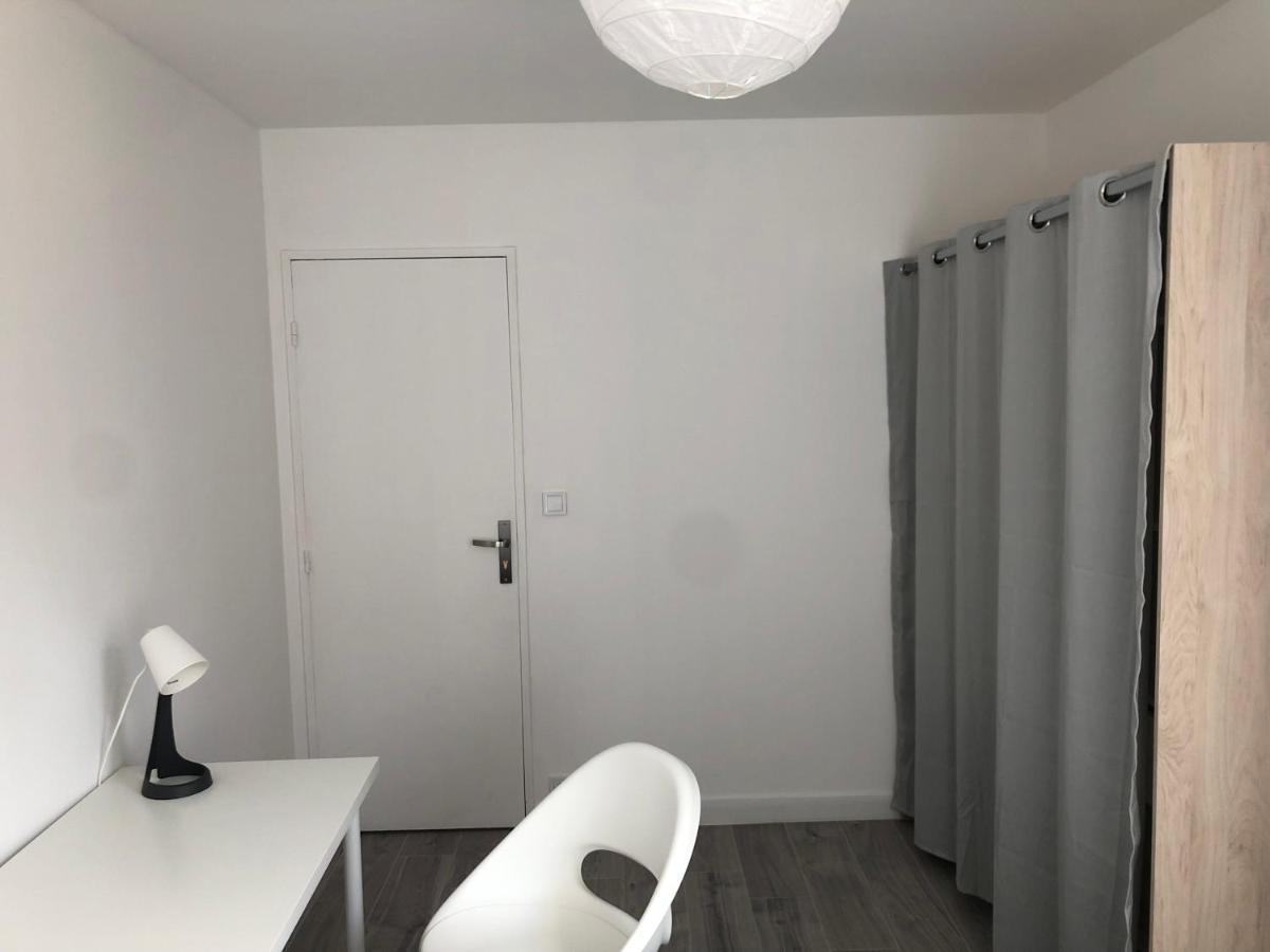 Evry Time Bed & Breakfast Courcouronnes Екстериор снимка